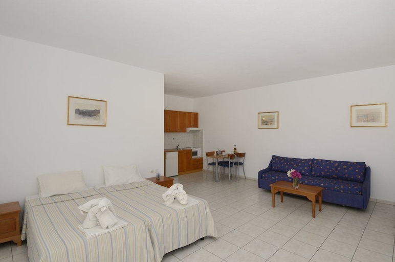 Bedroom 3, Costas and Chrysoula, Crete