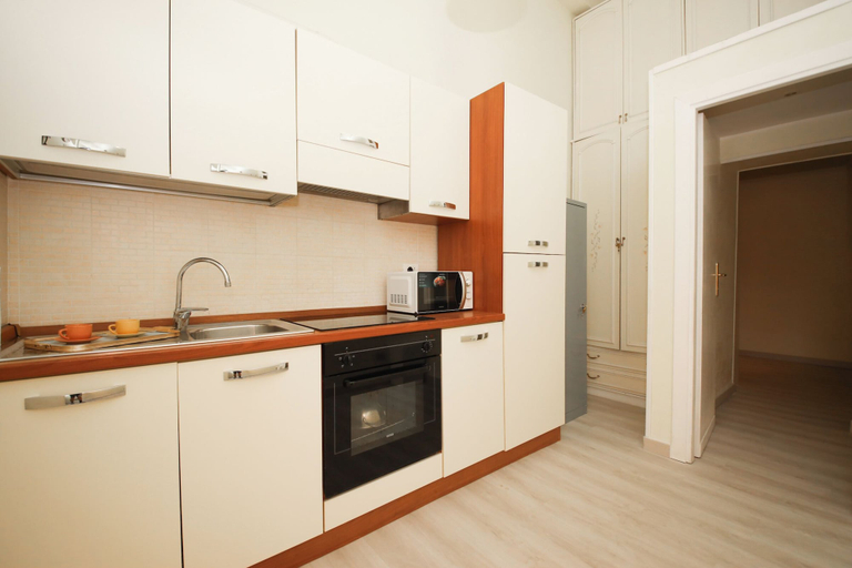 Others 5, Rafael House by Ghor, Roma