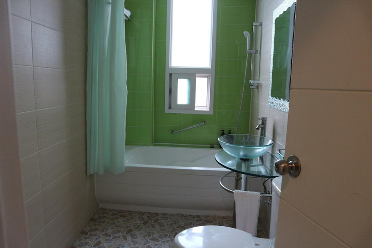 Bathroom 3, Appletree Hotel, Pohang