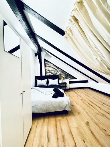 Room 5, Budget Friendly 4 BR Apt for Groups, Wien