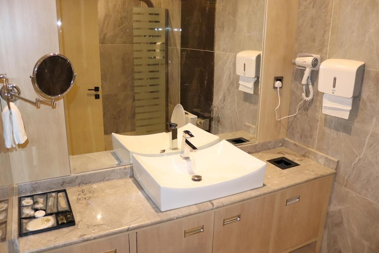 Bathroom 3, Msharef Al Moden Suites - Jazan, Jizan