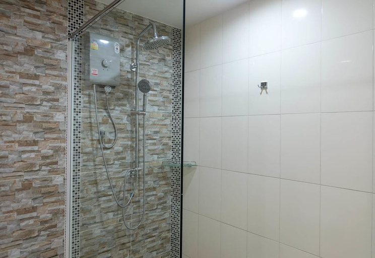 Bathroom 3, The Oasis Khaolak Resort, Takua Pa
