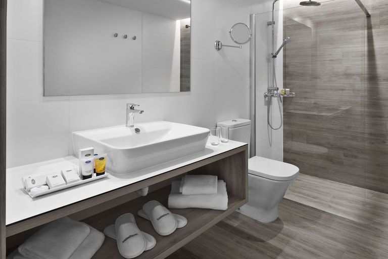 Bathroom 5, Elba Premium Suites, Las Palmas