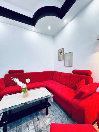 Living room 3, Budget 1BR Apt with Living Room AKH, Wien