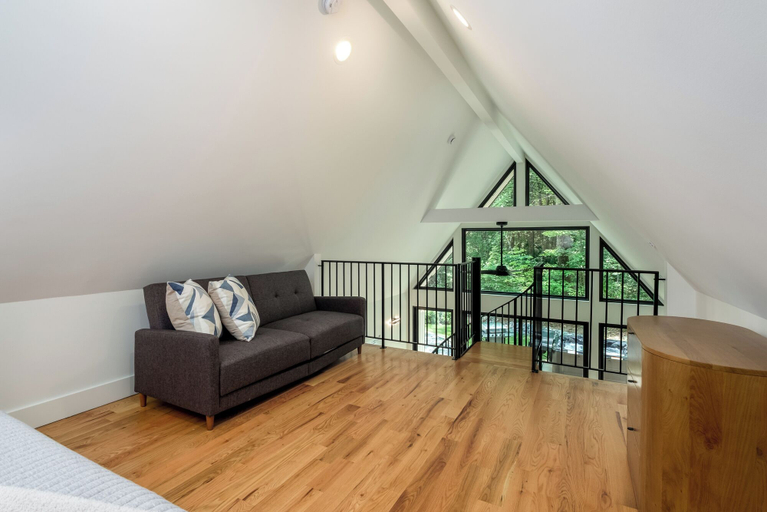 Living area 2, Luxury Home - The Bungalow, Transylvania
