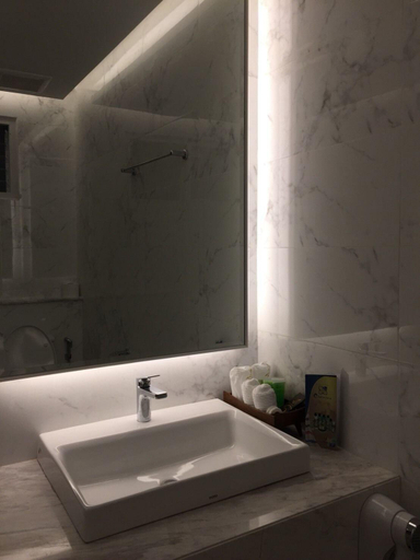 Bathroom, Nirvanan House, Muang Nan