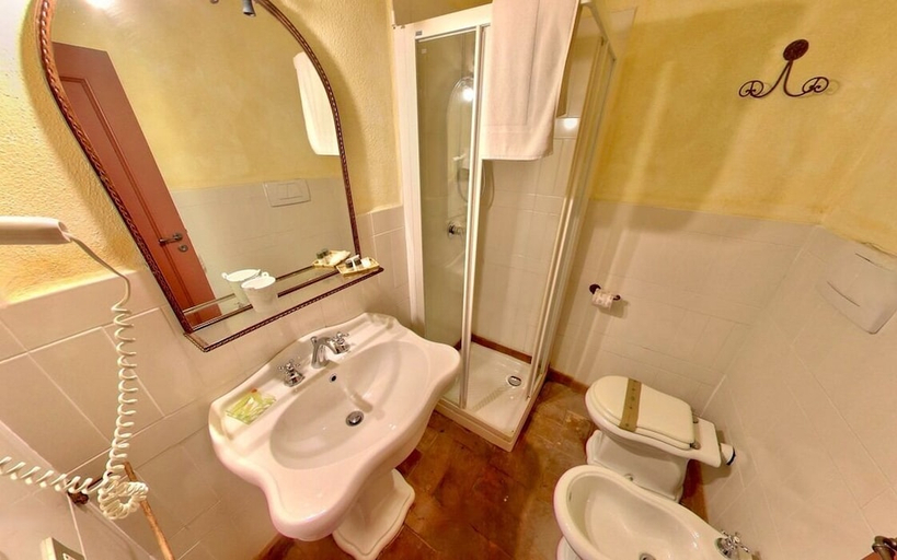 Bathroom 5, Country House Monastero le Grazie, Terni