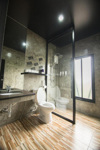 Bathroom 4, Bed Loft Cafe, Muang Khon Kaen