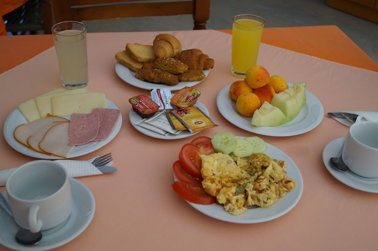 Food & Drinks 4, Brati Arcoudi, West Greece
