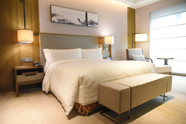 Bedroom 3, DoubleTree by Hilton Hotel Shiyan, Shiyan
