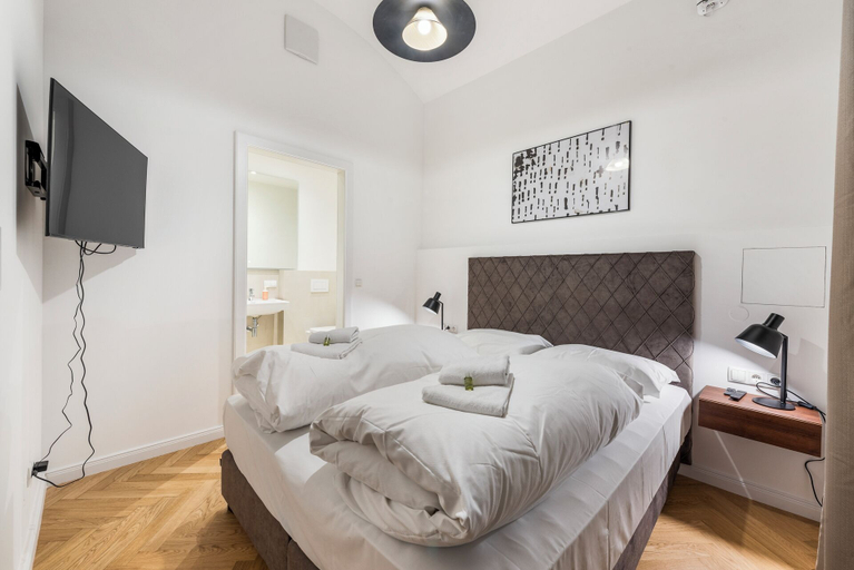 Room 3, easy-flat Votiv - 153sqm Apartment with Terrace, Wien