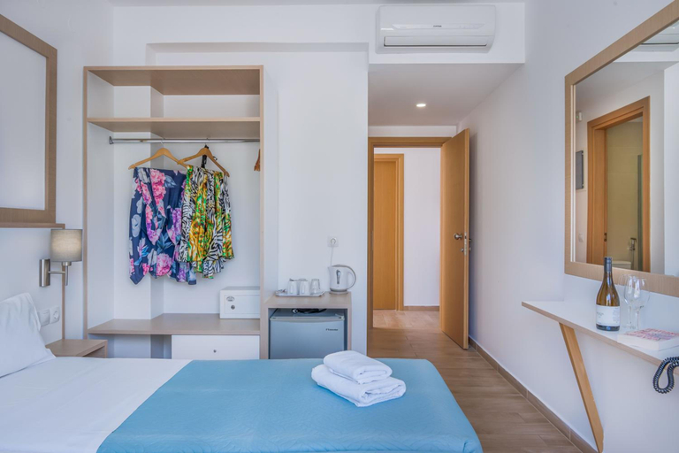 Bedroom 4, Creta Verano Hotel, Crete