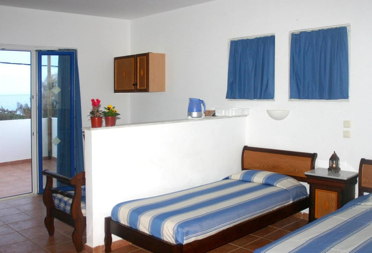 Bedroom 2, Katikies Studios & Apartments, South Aegean