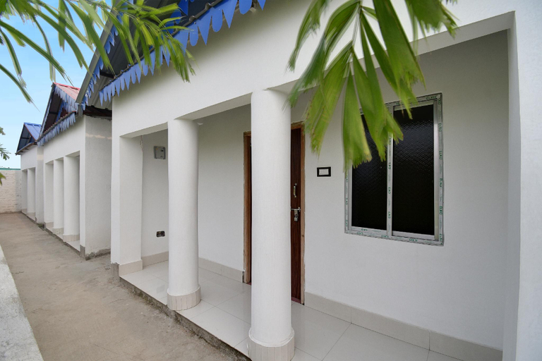 Exterior & Views 1, OYO 812702 Mango Leaf Hotel & Restaurant, Murshidabad