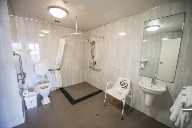 Bathroom 5, Best Western City Sands, Wollongong - Inner
