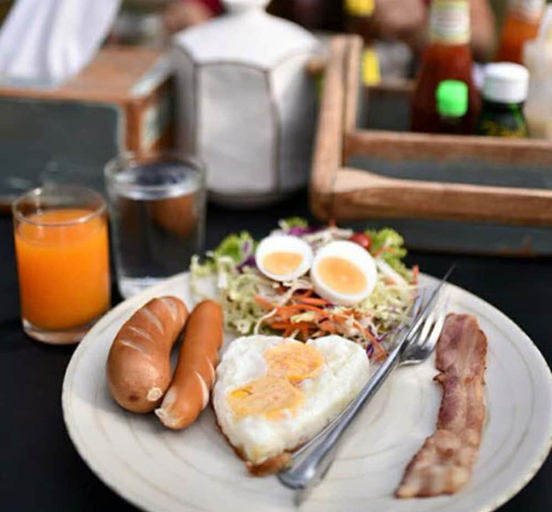 Food & Drinks, The Nagaya Resort, Suan Phung