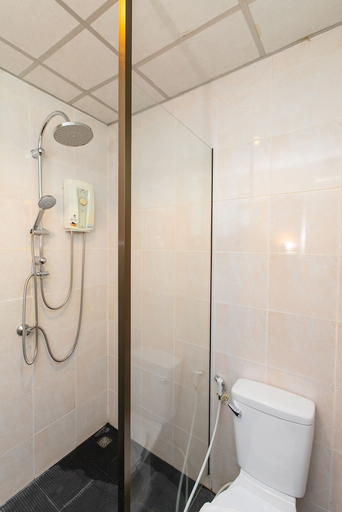 Bathroom 4, Sole, Phuket Island