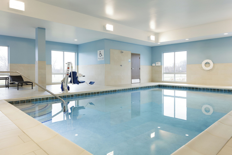 Indoor/outdoor pool, Holiday Inn Express Plainwell by IHG, Allegan