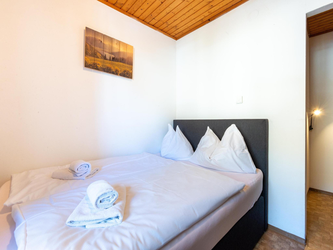 Bedroom 2, Chalet in Bruck near Zell am See Ski Lift, Zell am See