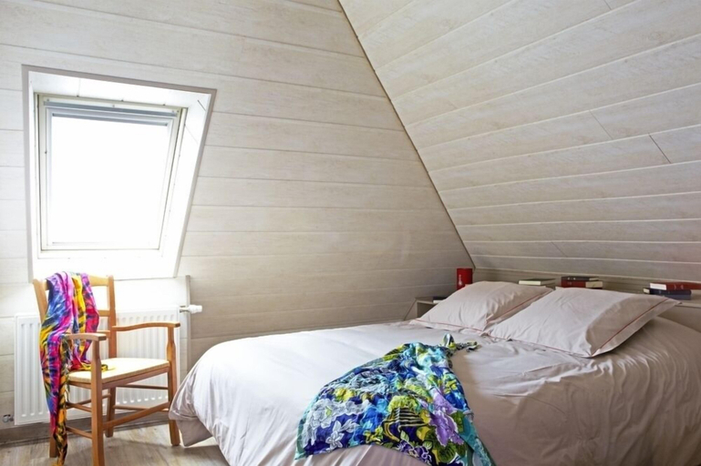 Bedroom 3, Domaine le Puits de Jeanne, Finistère