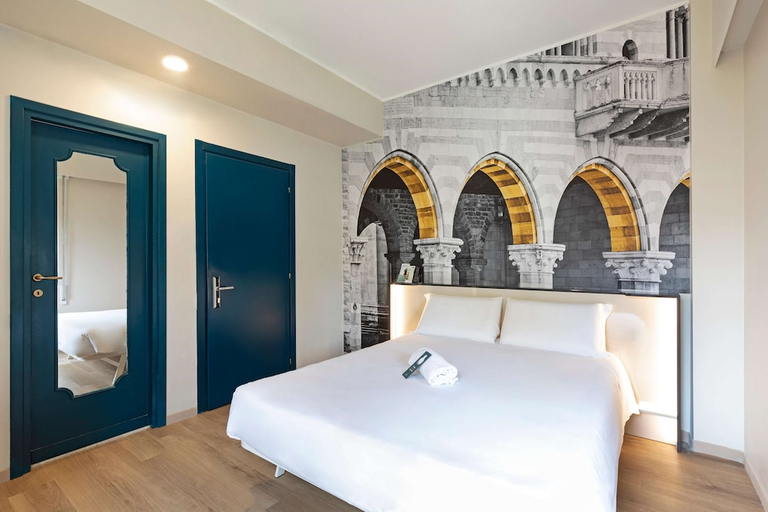 Bedroom 3, B&B Hotel Como City Center, Como