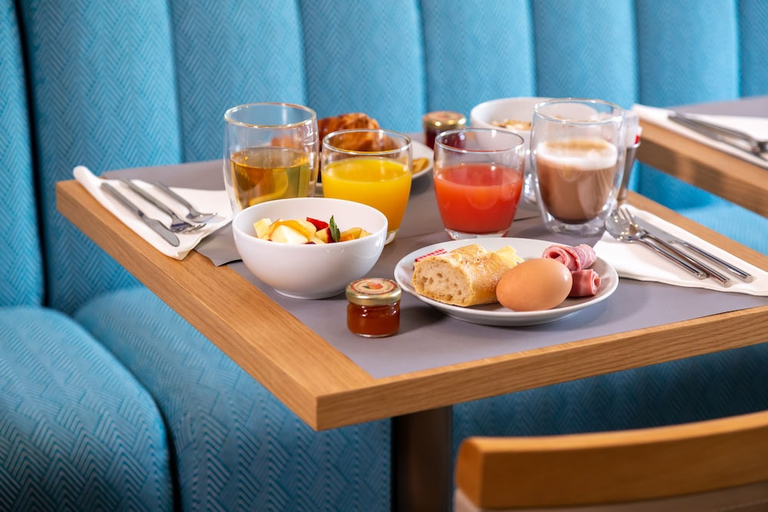 Food & Drinks 5, Hotel La Tour de Nesle Rochelle Vieux Port, Charente-Maritime