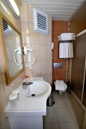 Bathroom 4, Ramira Beach Hotel, Alanya