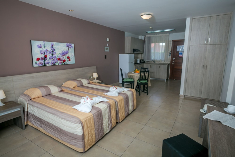 Bedroom 2, Crystallo Apartments