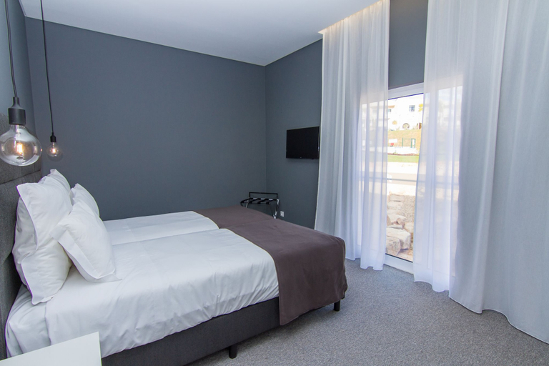 Bedroom 2, Pestana Gramacho Residences, Lagoa
