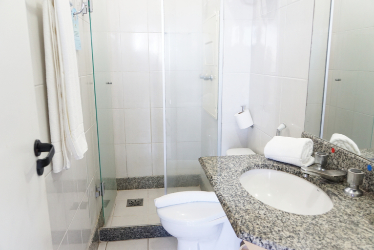 Bathroom 5, Nobile Suites Diamond, Vitoria