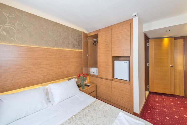 Bedroom 3, Erbazlar Hotel, Fatih