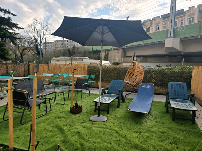 Garden 4, Charming 1BR Apt With Garden Danube, Wien