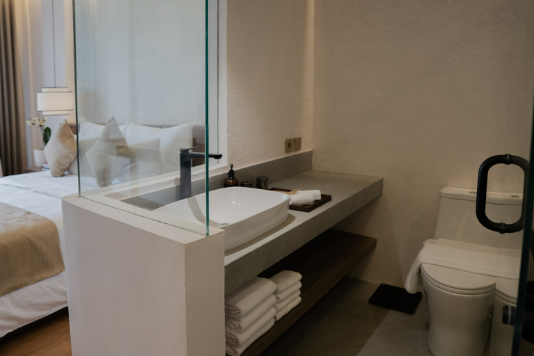 Bathroom 5, Kaiarasa Villas and Suite, Badung