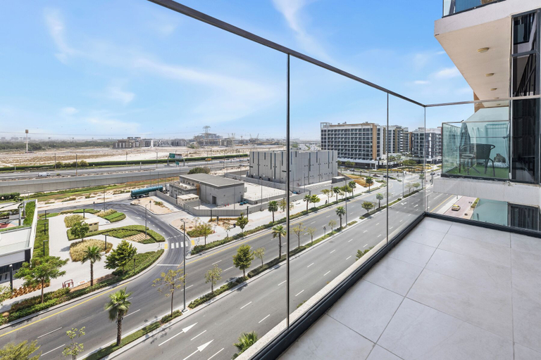 Terrace/patio, Cozy 1BR with Balcony Views, Dubai