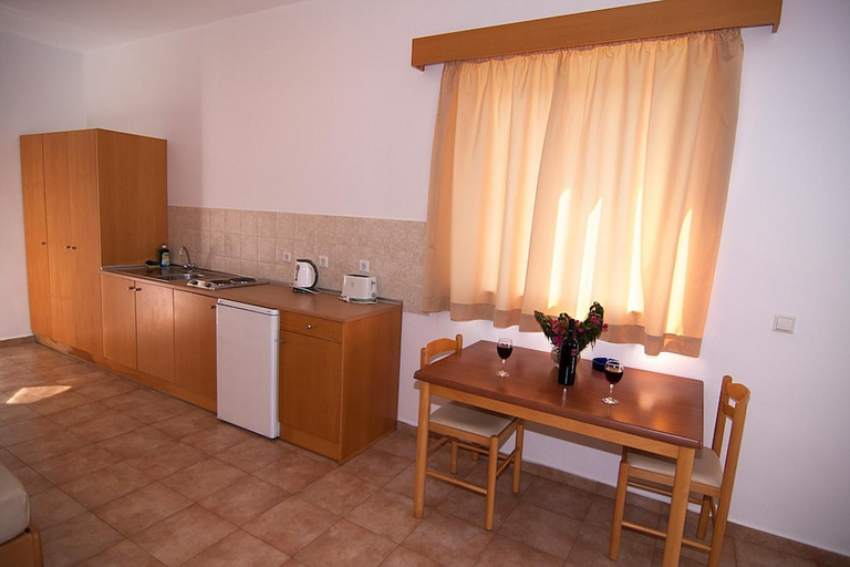 Others 4, Lambis Studios and Apartments, South Aegean