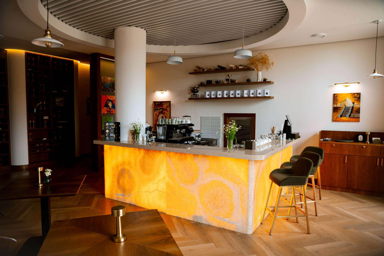Food & Drinks 4, Wyndham Residences Aqkol, Akkol`skiy