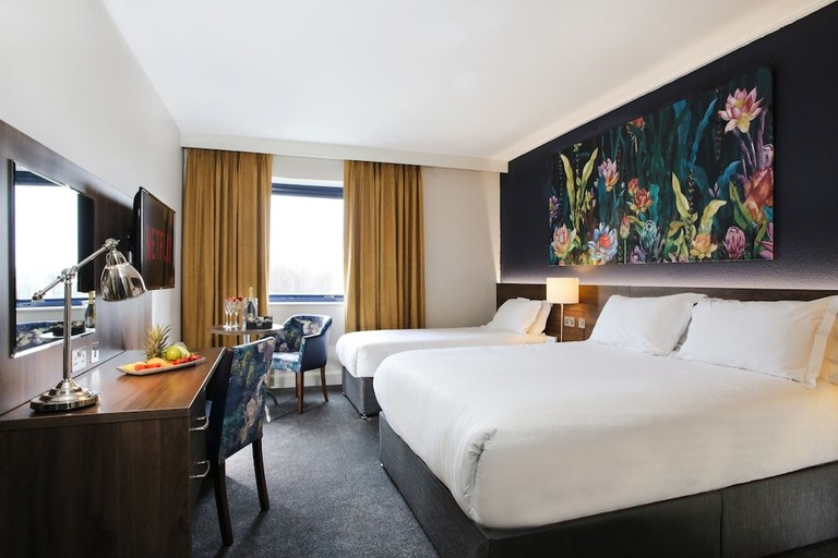 Bedroom 2, Nox Hotel Galway