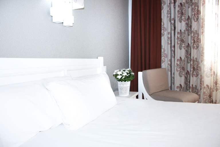 Bedroom 4, Hotel Castilla Torrijos, Toledo