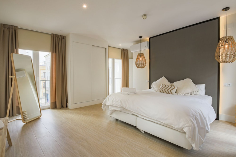 Bedroom 2, Magna Sevilla, Sevilla