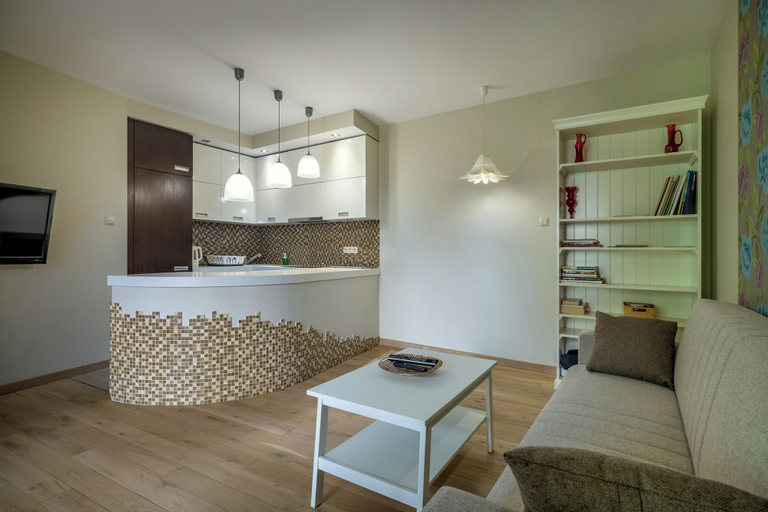 Private kitchenette 2, RentPlanet - Apartamenty Borowska, Środa Śląska