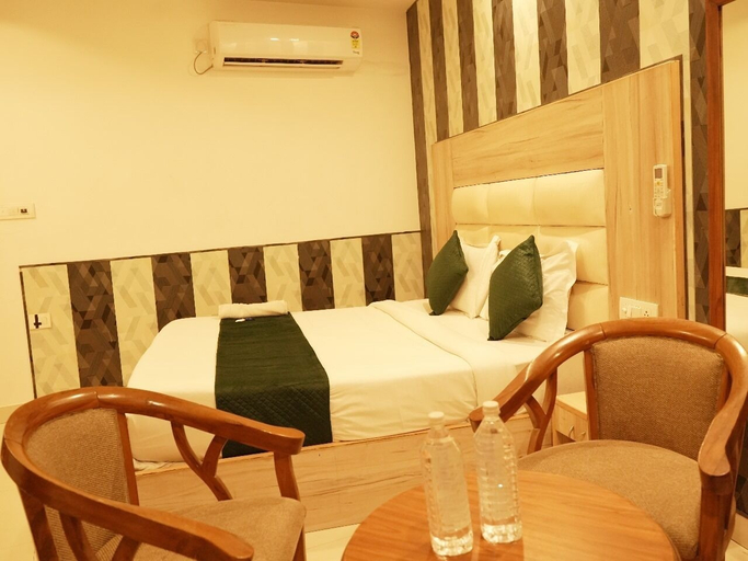Room 2, GROW MODESTY, Delhi