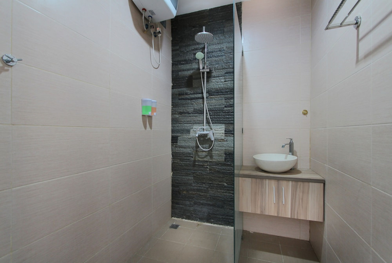 Bathroom 3, Srikandi Inn, Badung
