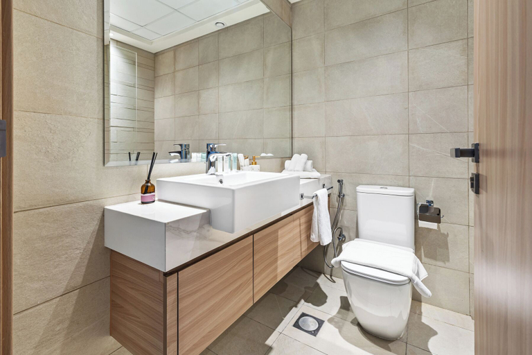 Bathroom 4, Cozy 1BR with Balcony Views, Dubai