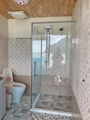 Bathroom 5, The Cobble Beach, Mueang Krabi