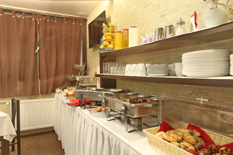 Food & Drinks 5, Hotel Vozarev, Belgrade