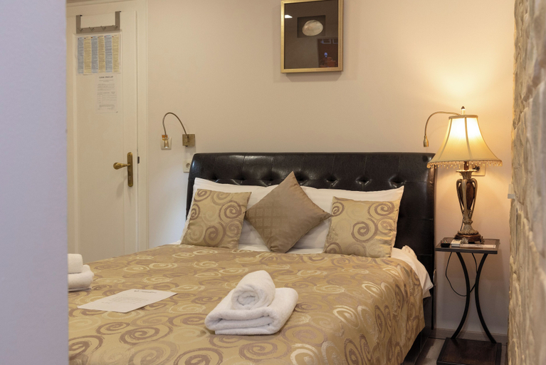 Room 5, Queen Teuta Luxury Rooms Split, Split