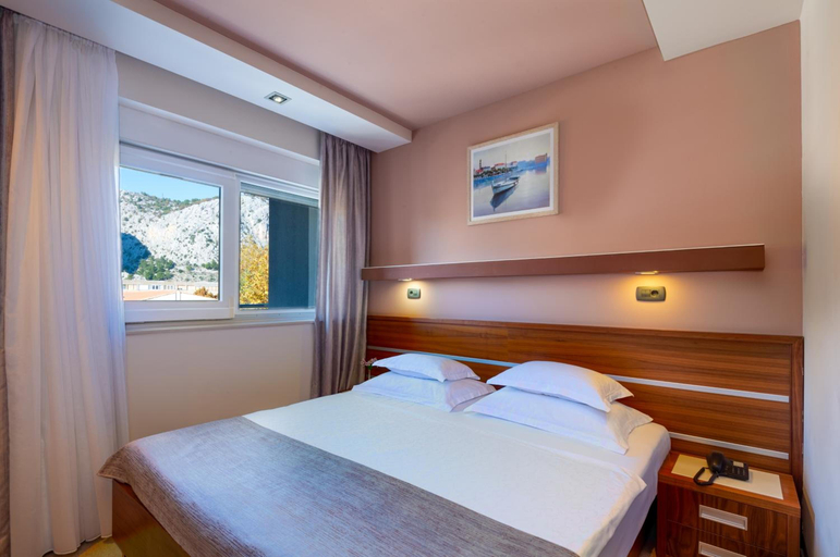 Bedroom 4, Plaza Omis, Omiš