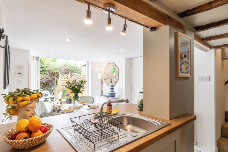 Private kitchen 3, Two Cottages near Stratford-upon-Avon, Warwickshire