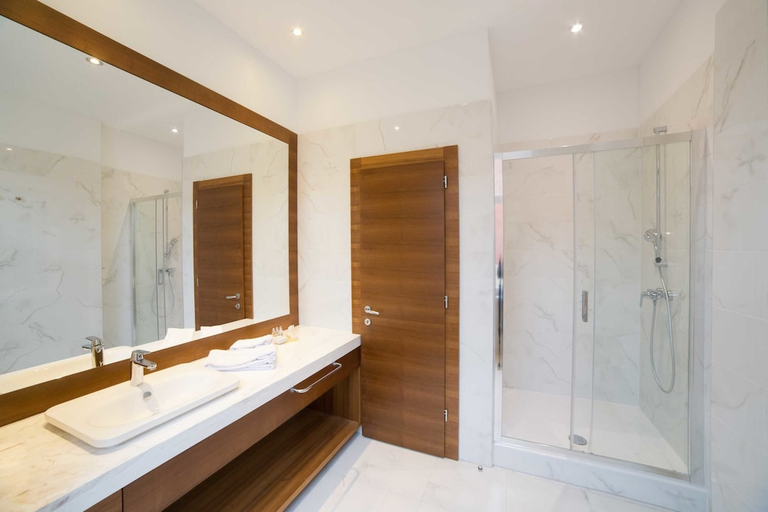 Bathroom 3, Amadria Park Hotel Royal, Opatija/Veprinac