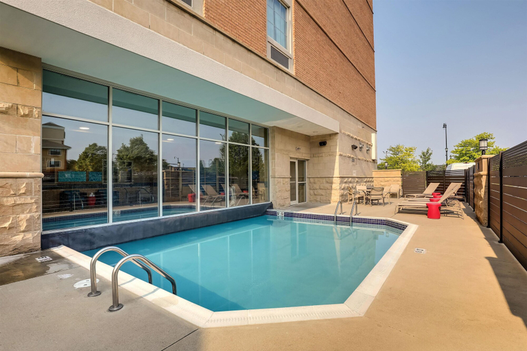 Sport & Beauty 2, Drury Inn & Suites Dayton North, Montgomery